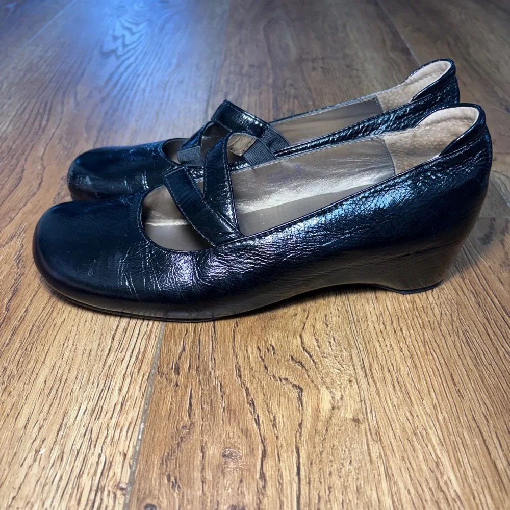 Josef Seibel Black Patent Leather Crisscross Mary Jane Wedge Shoes US 7.5 /EU 38